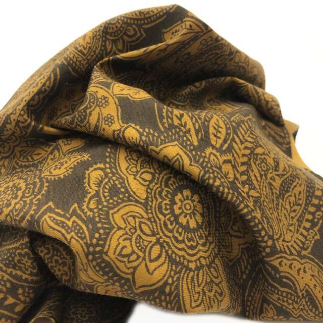Silk Look Paisley pamant