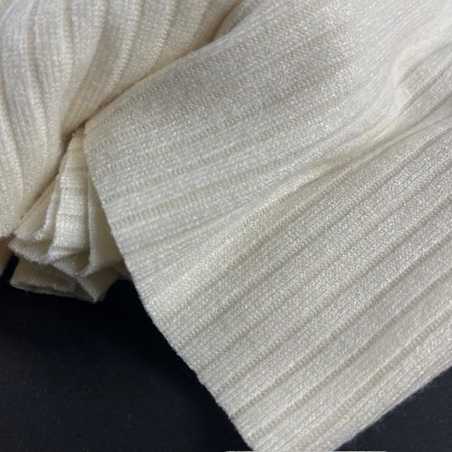 Strick Laura écru, nur noch wenige Meter