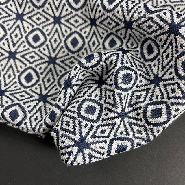 Strick Jacquard blau/beige, nur noch wenige Meter